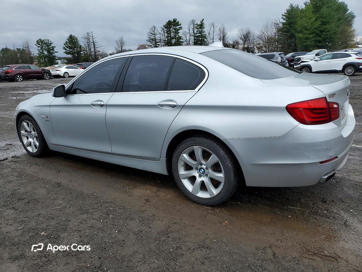 BMW Series 5 2011