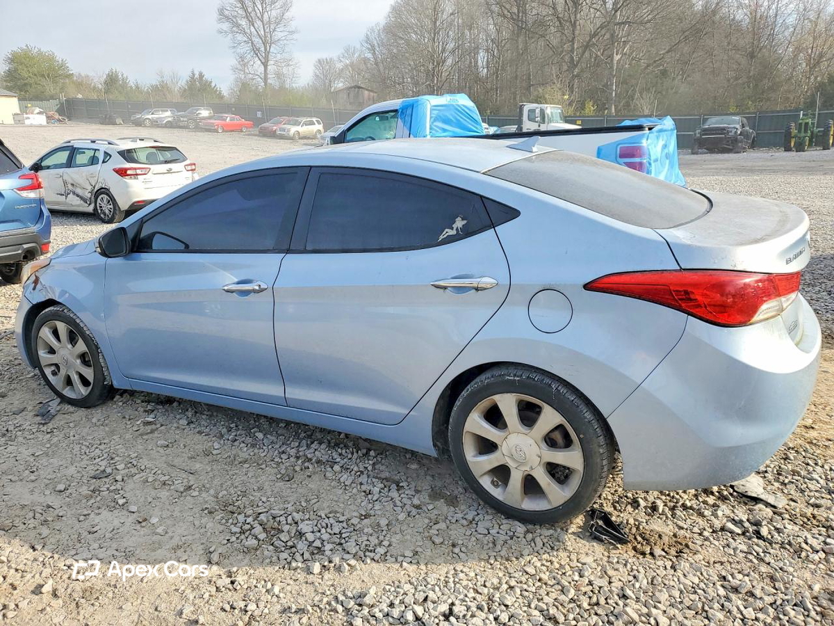Hyundai Elantra 2012