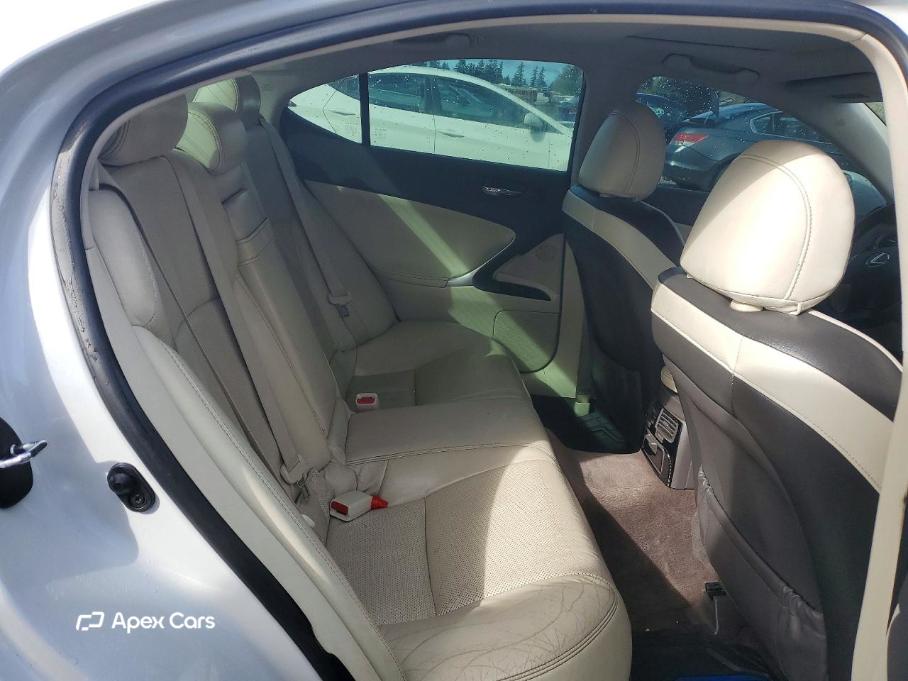 Lexus IS 2011
