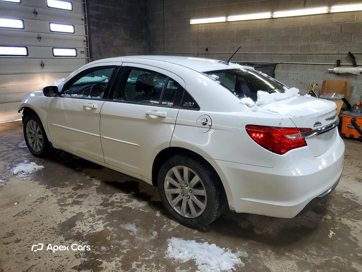 Chrysler 200 2013