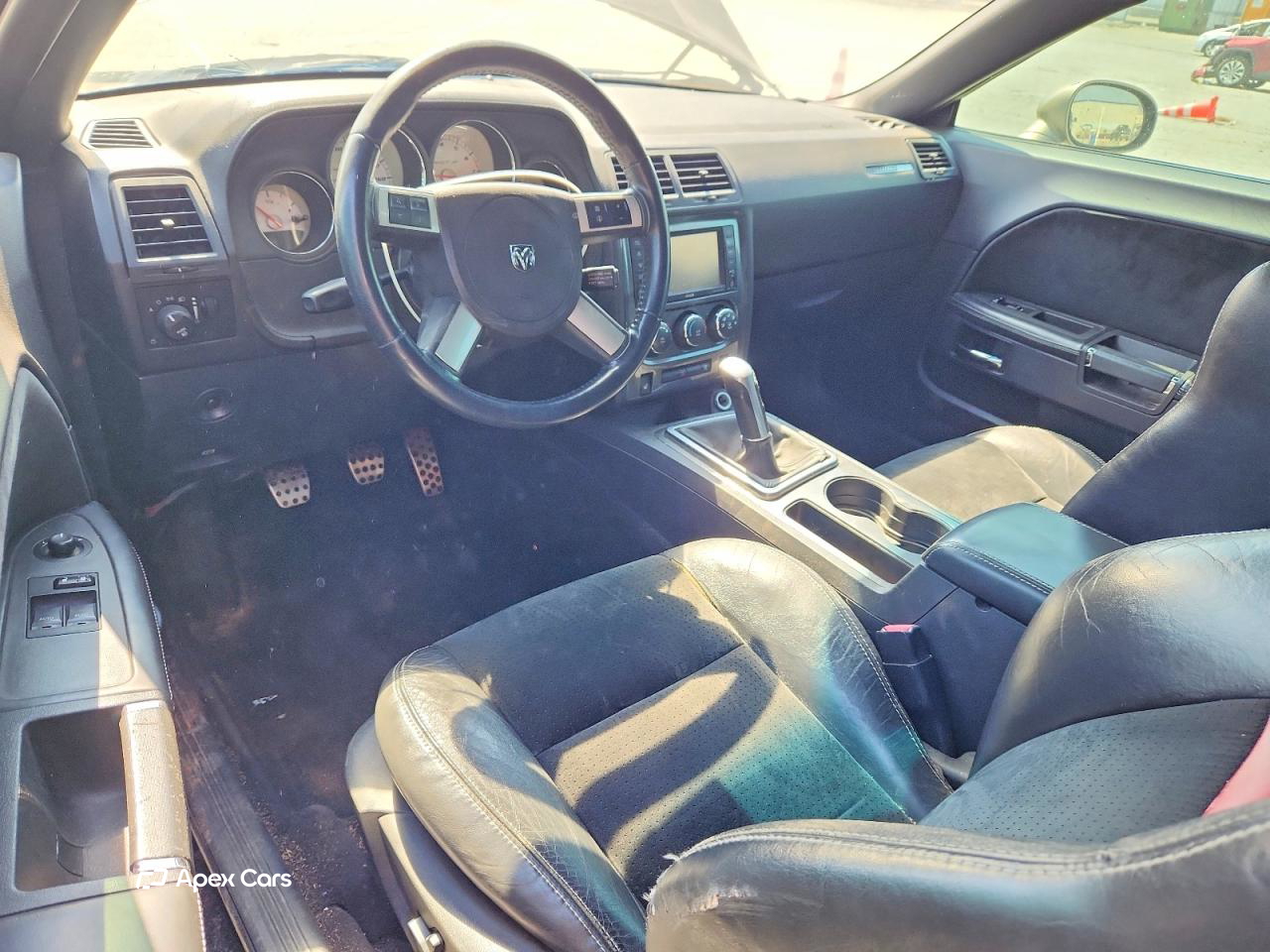 Dodge Challenger 2010