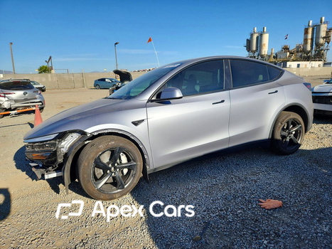 Tesla Model Y 2026 - Zdjęcie 1 z 14