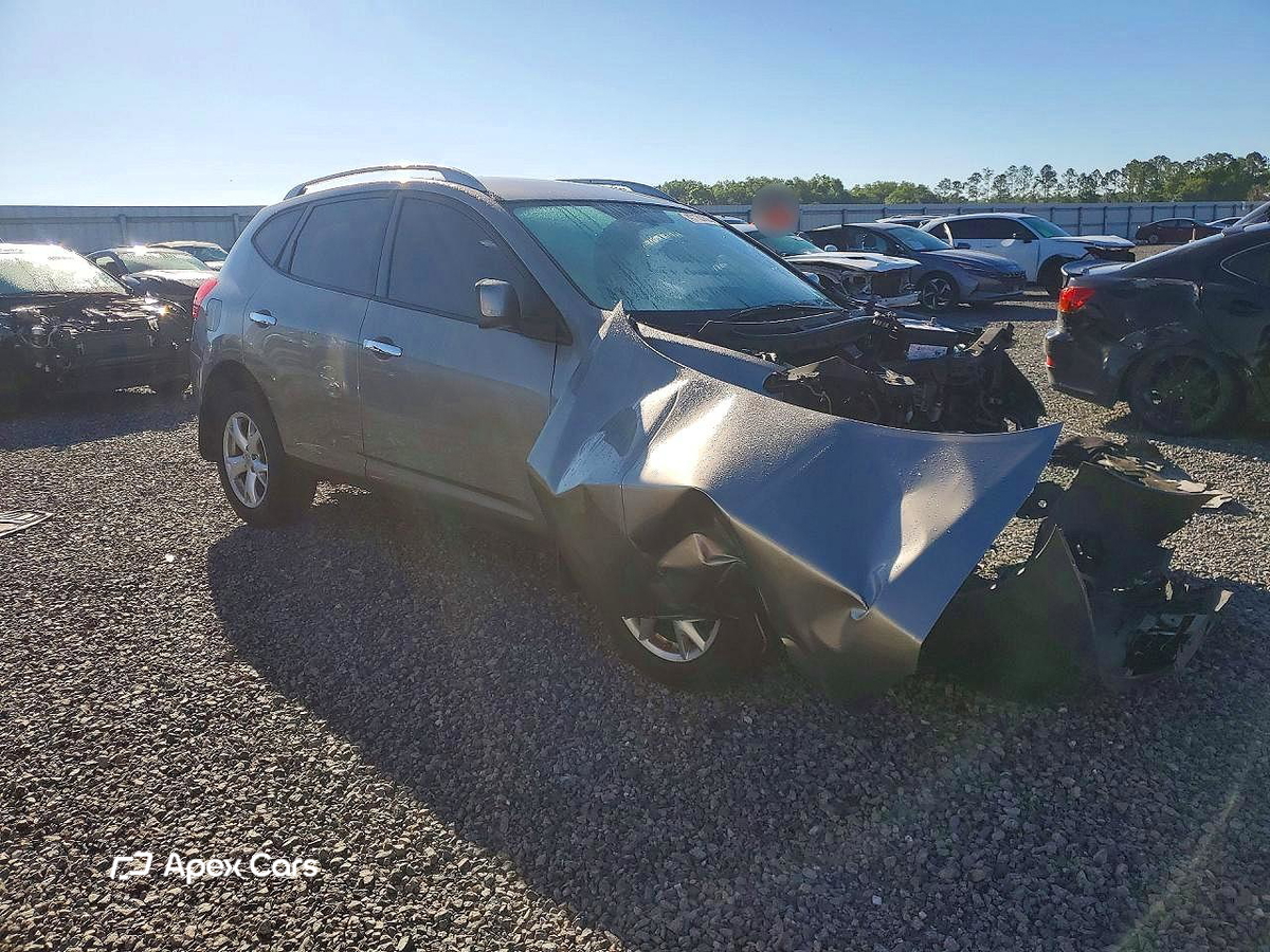 Nissan Rogue 2010
