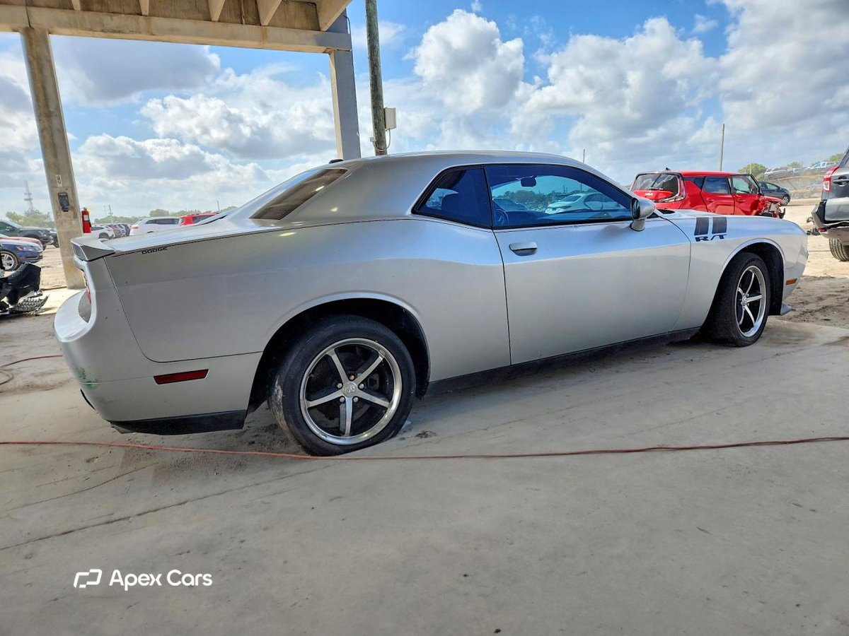 Dodge Challenger 2012