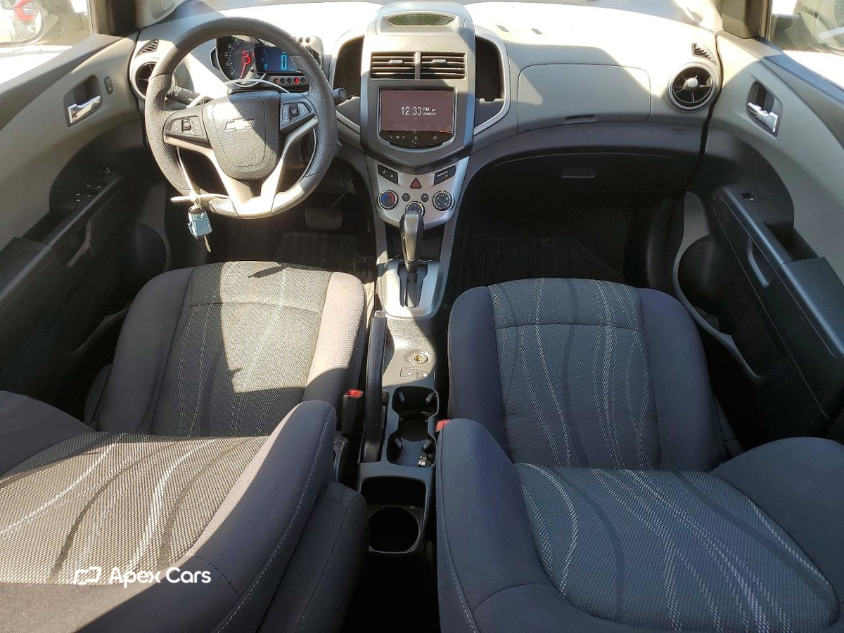 Chevrolet Sonic 2015