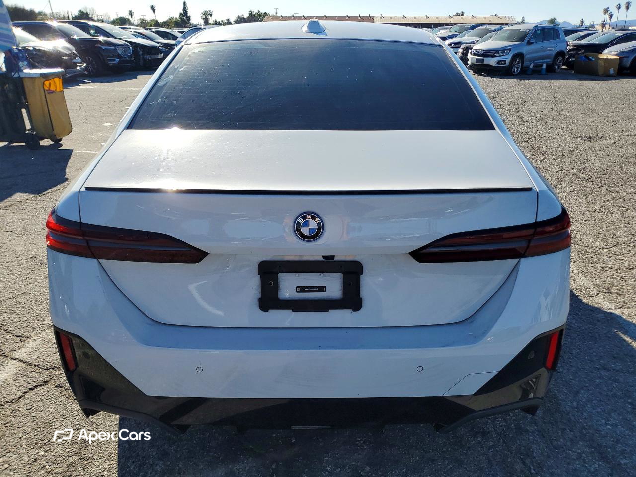 BMW i5 2024