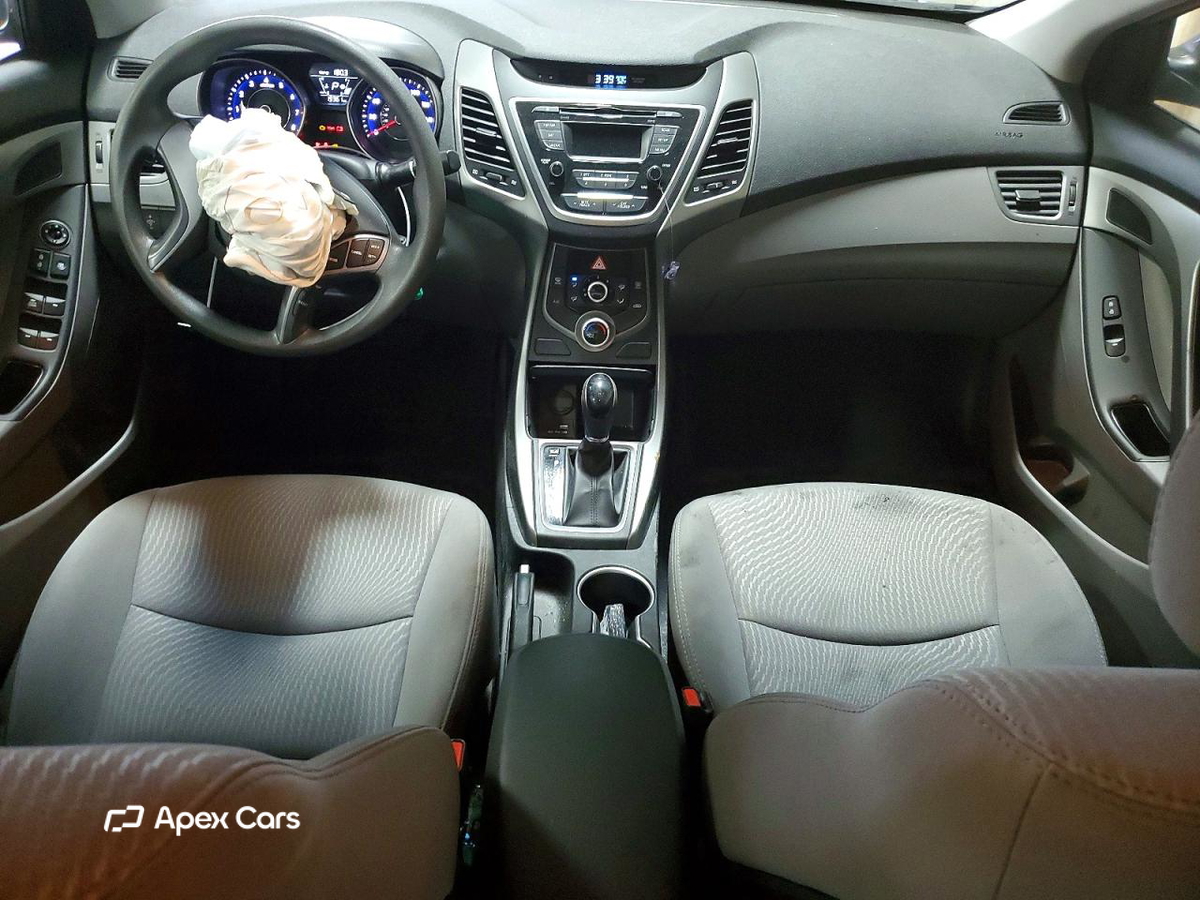Hyundai Elantra 2016