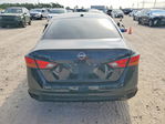 Nissan Altima 2024