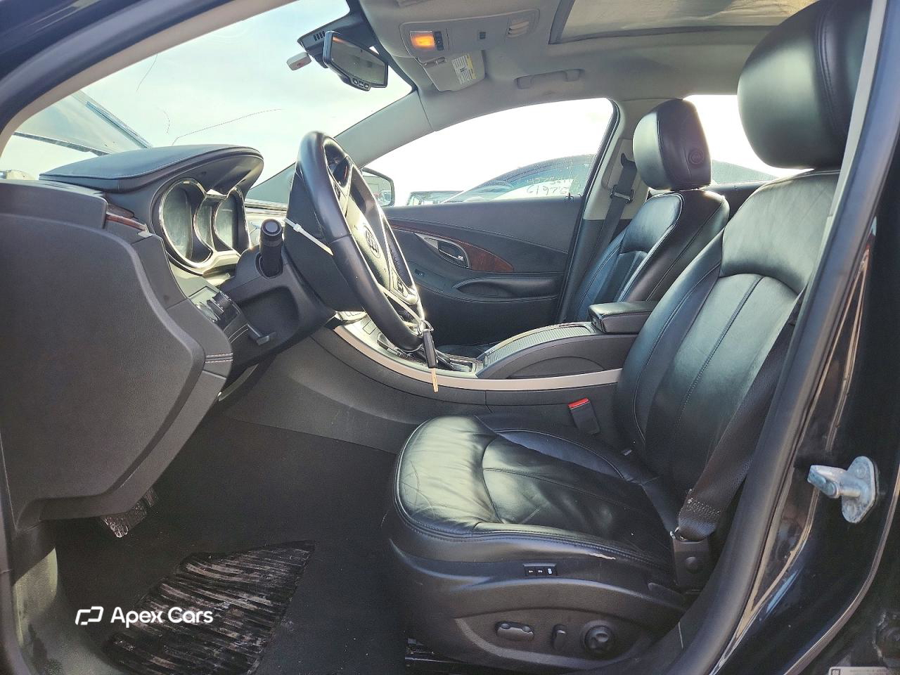 Buick LaCrosse 2011