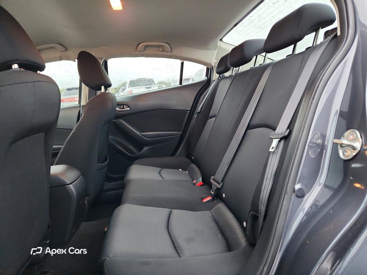 Mazda 3 2016
