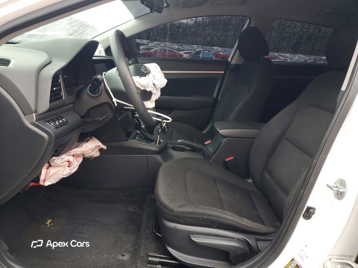 Hyundai Elantra 2020