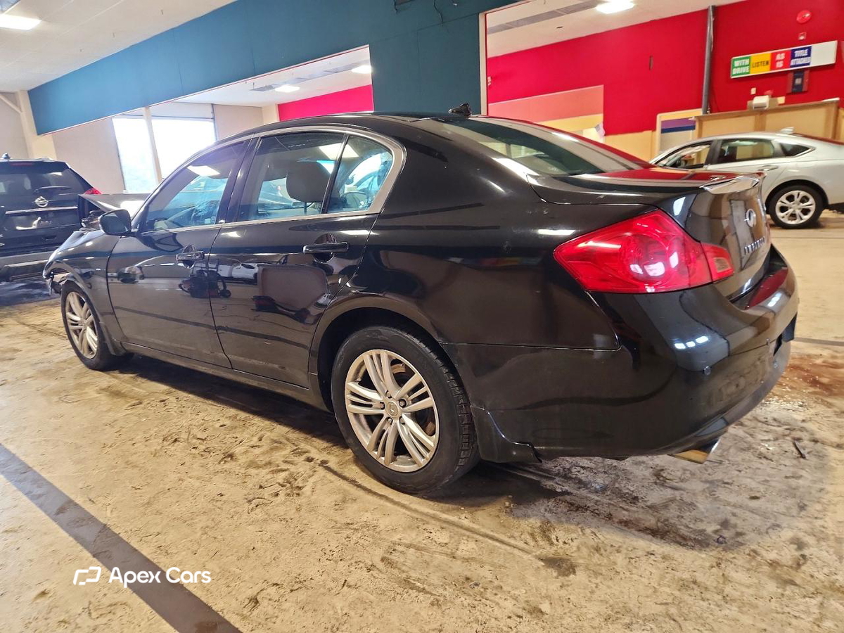 Infiniti G 2013