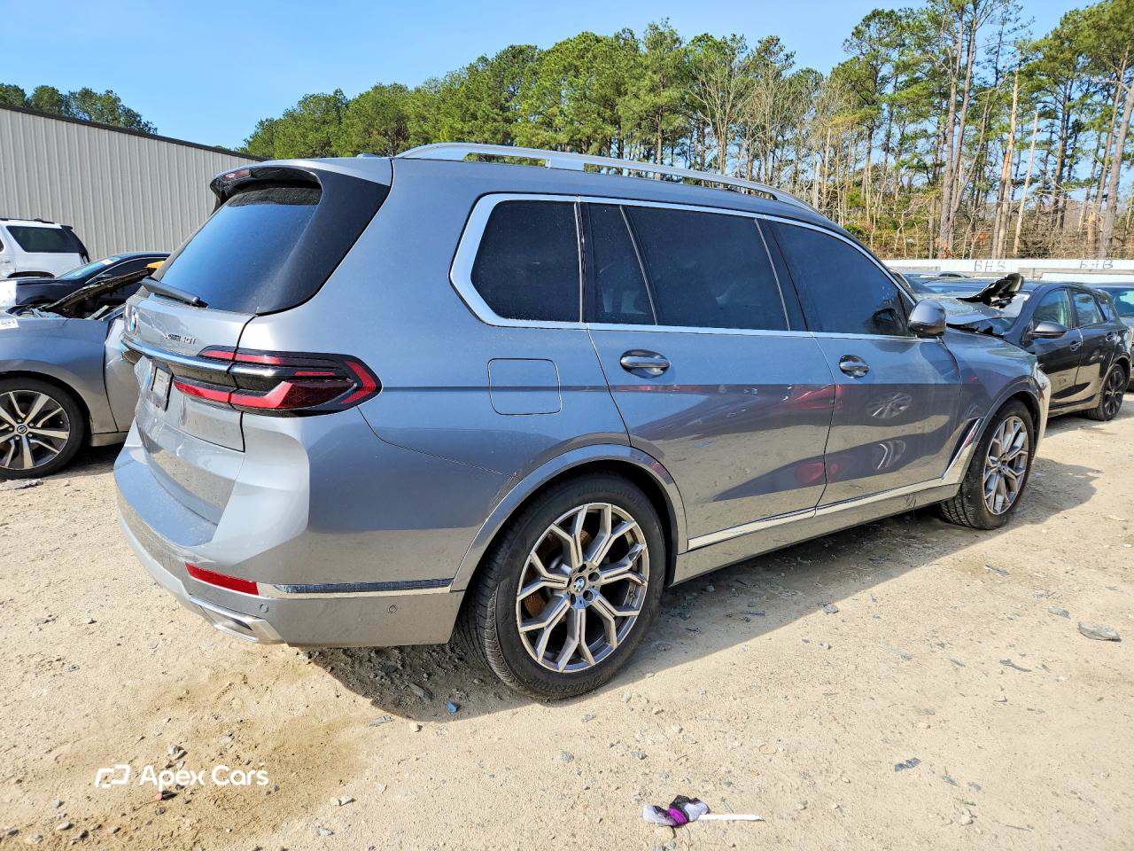 BMW X7 2025