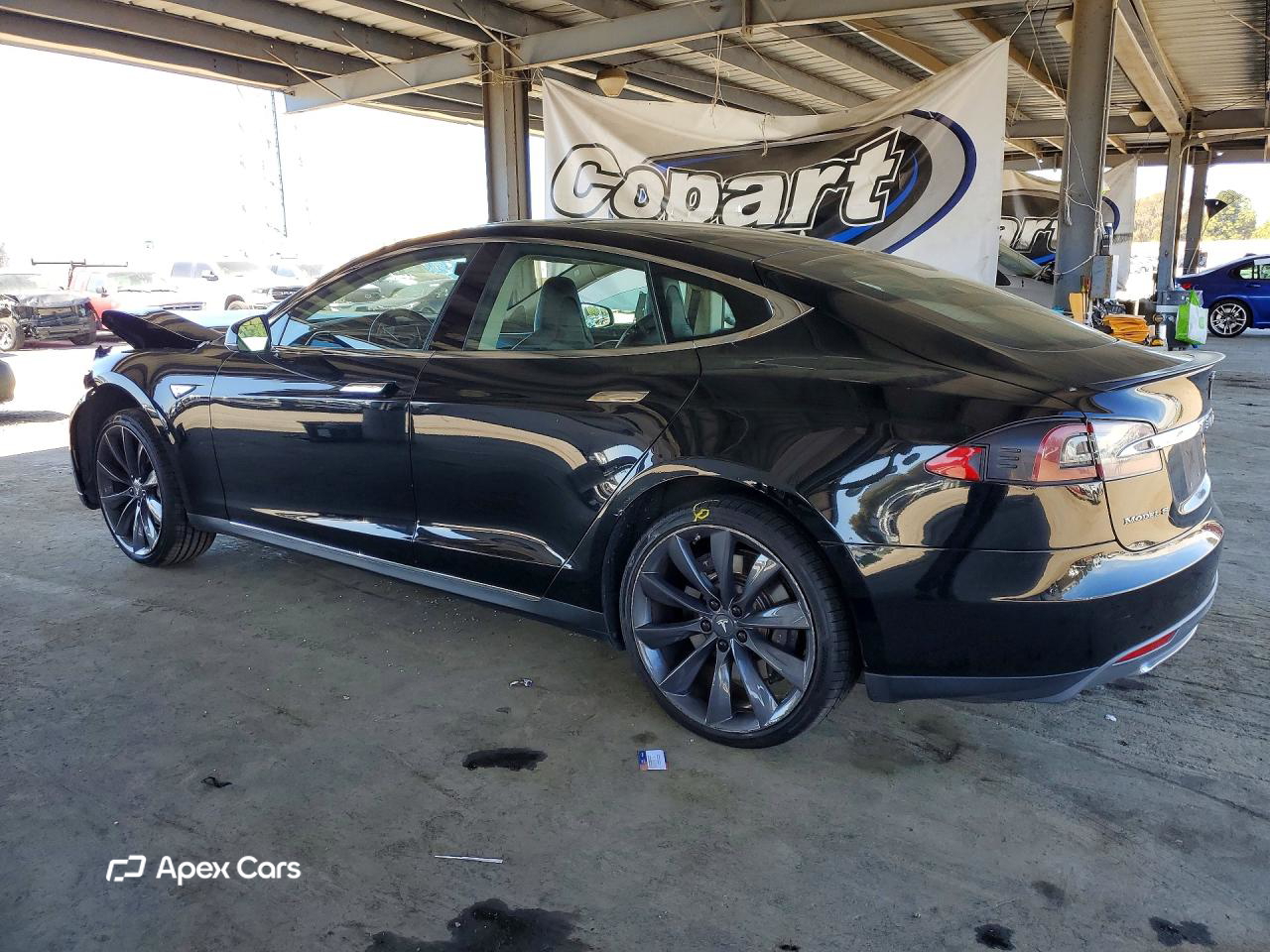 Tesla Model S 2013