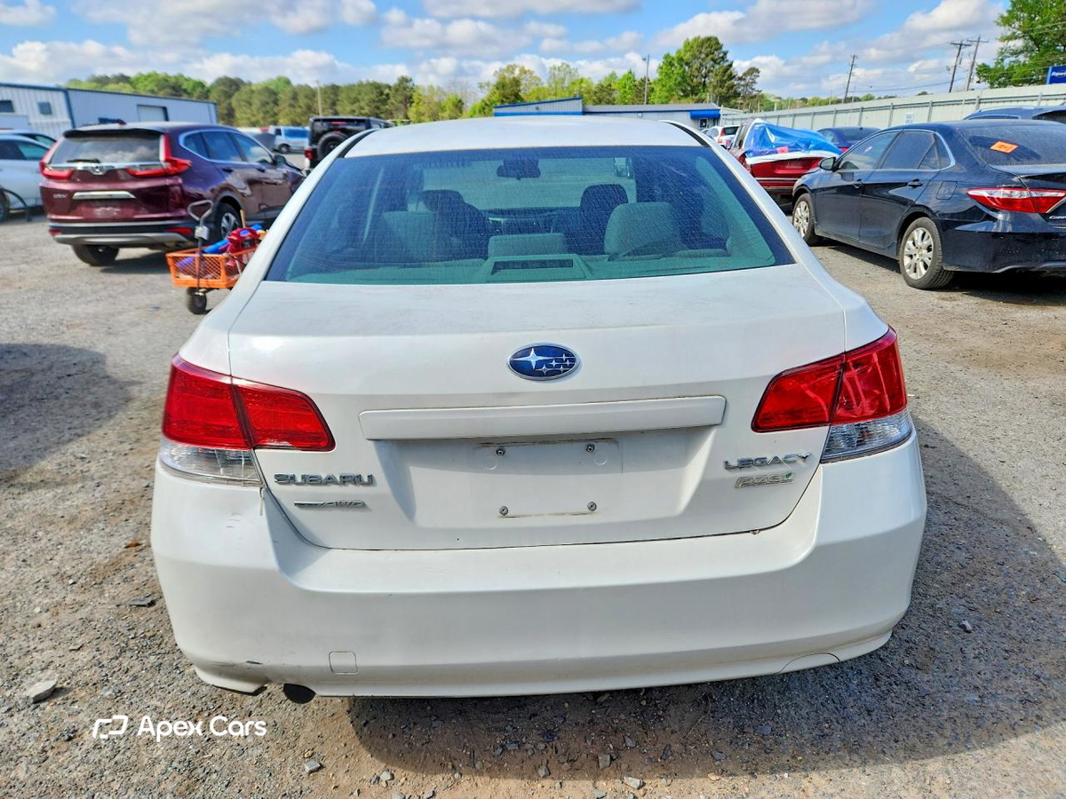 Subaru Legacy 2013
