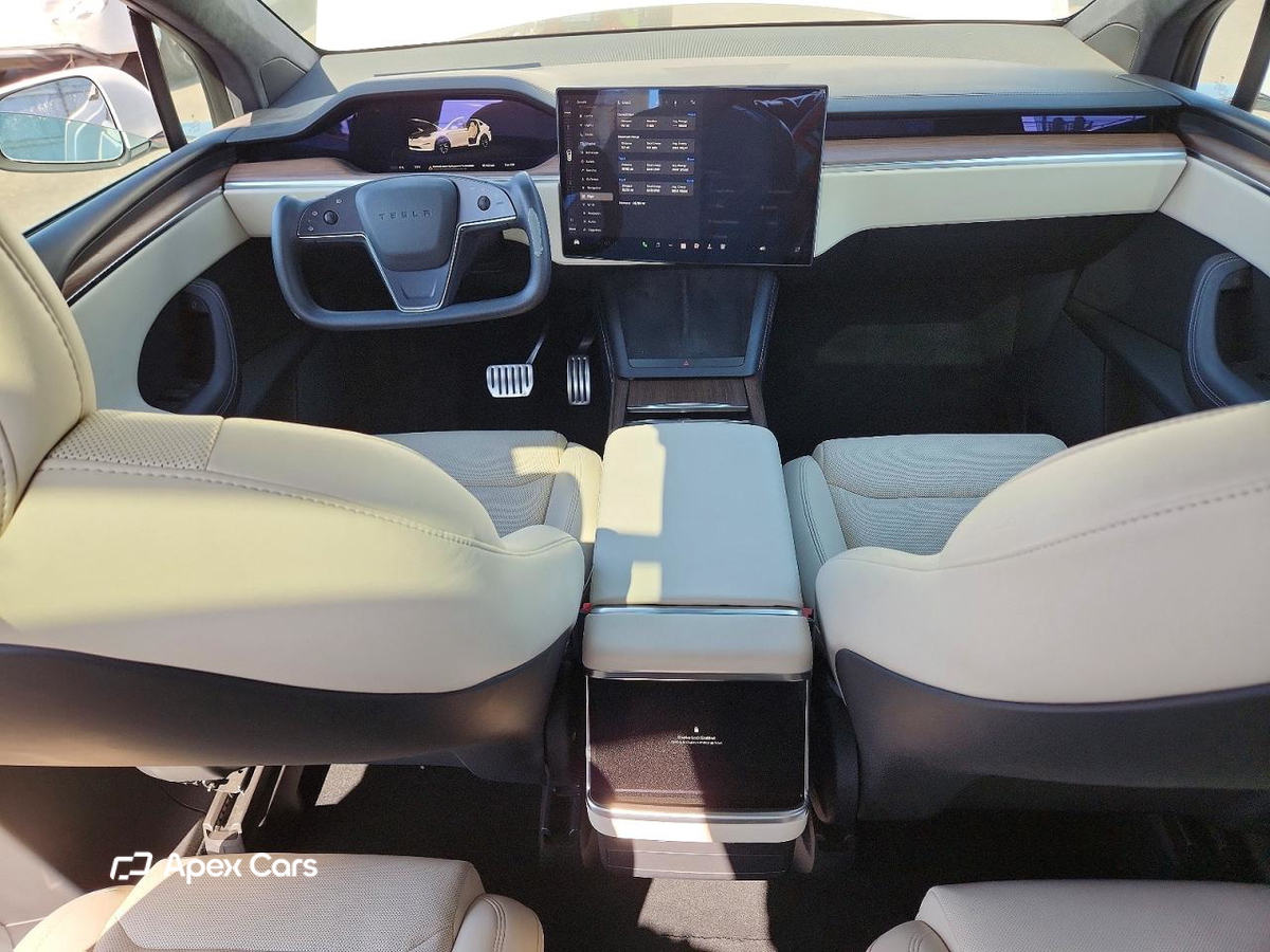 Tesla Model X 2023