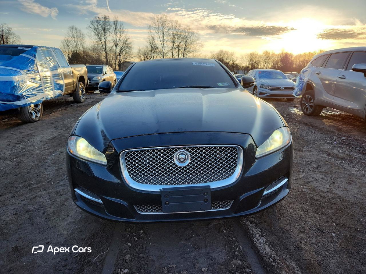 Jaguar XJ 2011