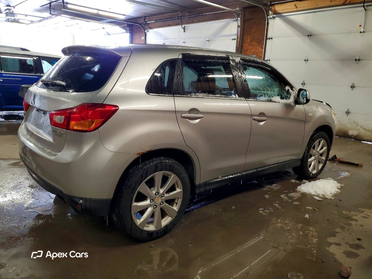 Mitsubishi Outlander 2014