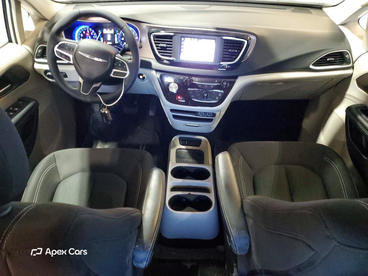 Chrysler Voyager 2024