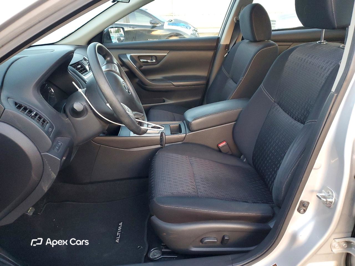 Nissan Altima 2016