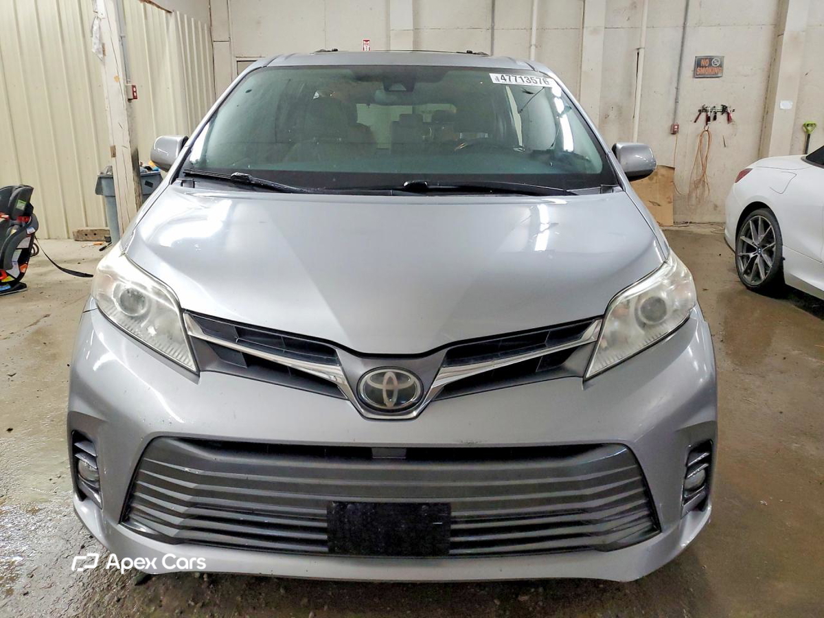 Toyota Sienna 2018