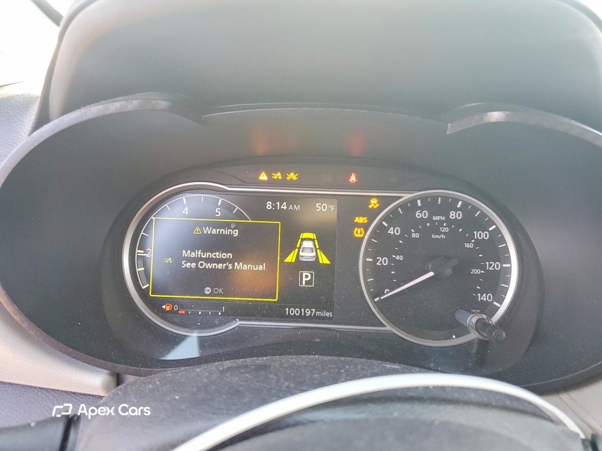 Nissan Versa 2021