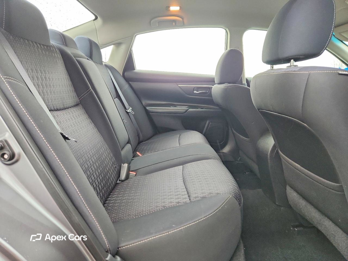 Nissan Altima 2016