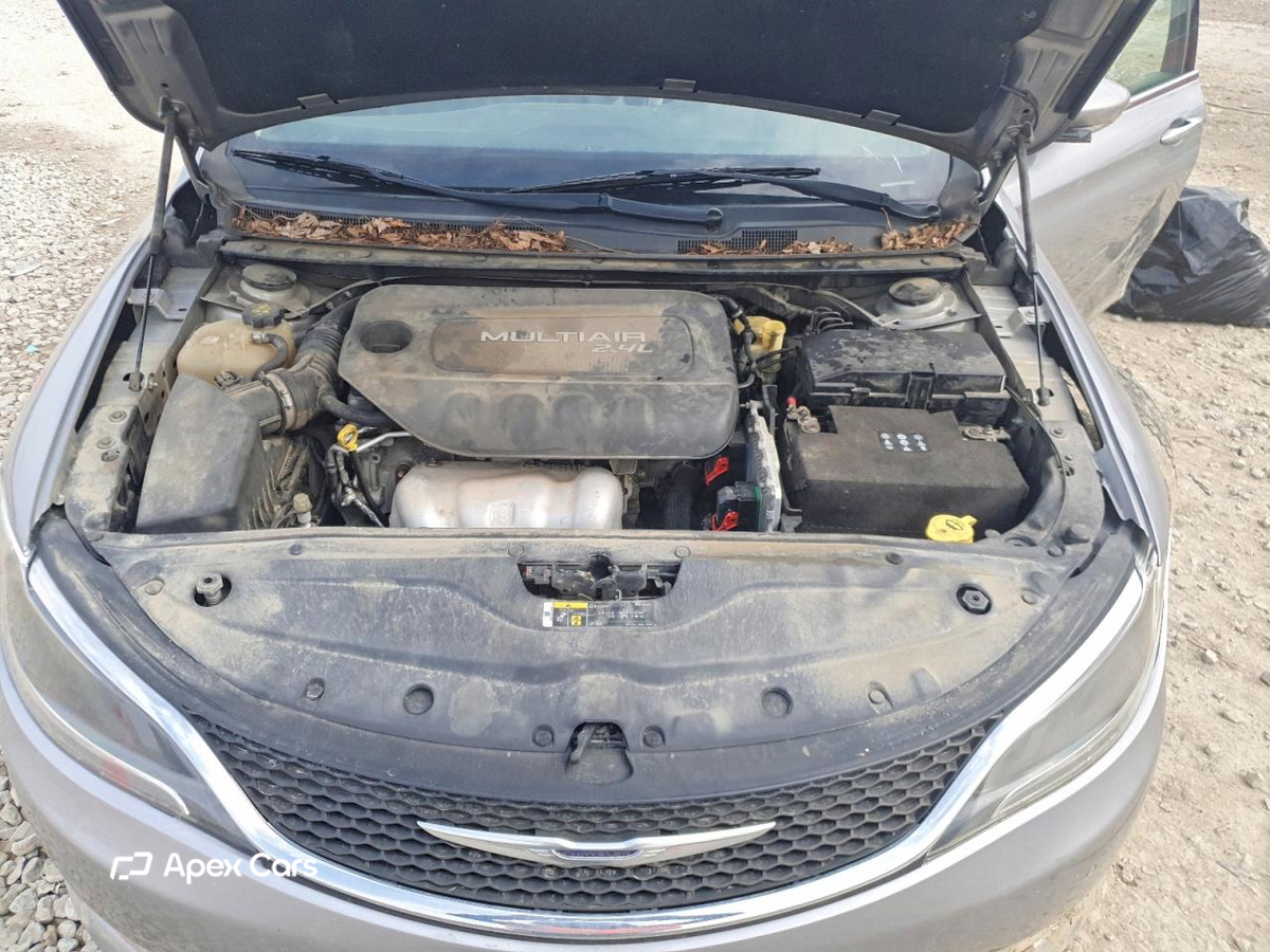 Chrysler 200 2015