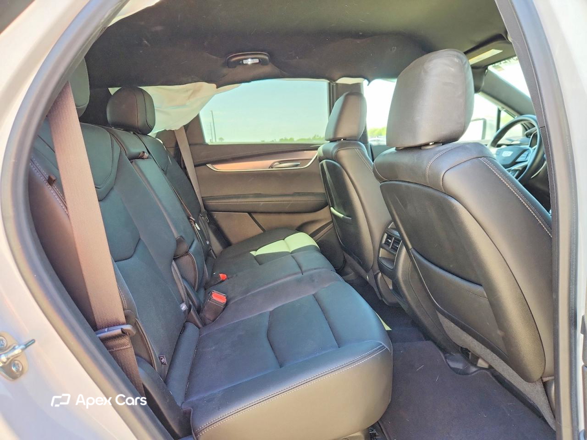 Cadillac XT5 2025