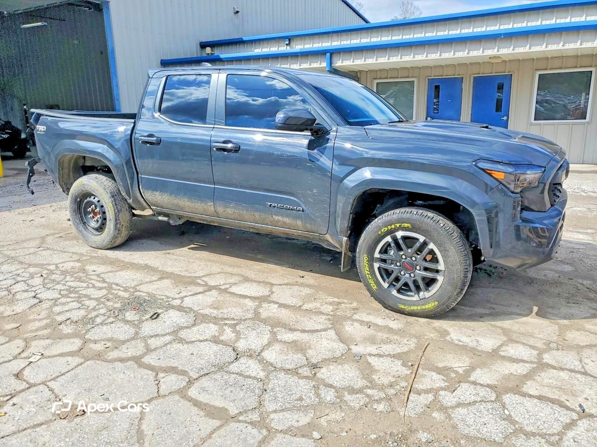 Toyota Tacoma 2024