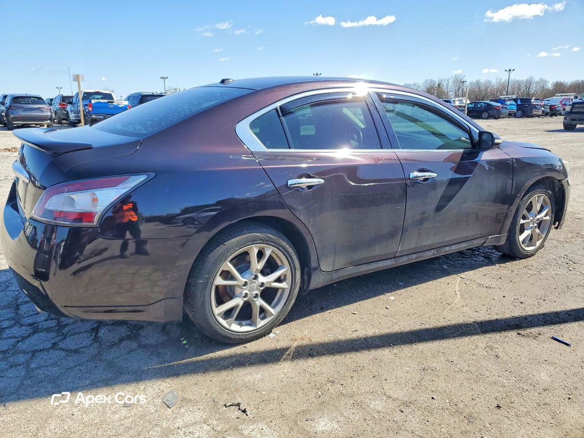 Nissan Maxima 2012