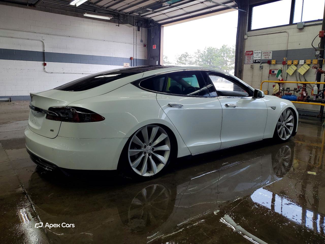 Tesla Model S 2013