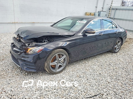 Mercedes-Benz E-klasse 2018 - Image 1 of 12