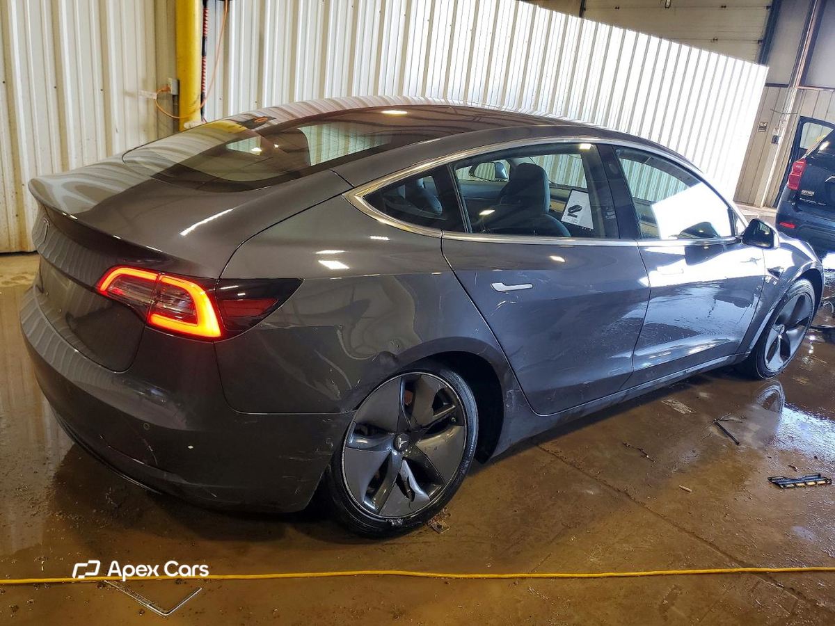 Tesla Model 3 2018