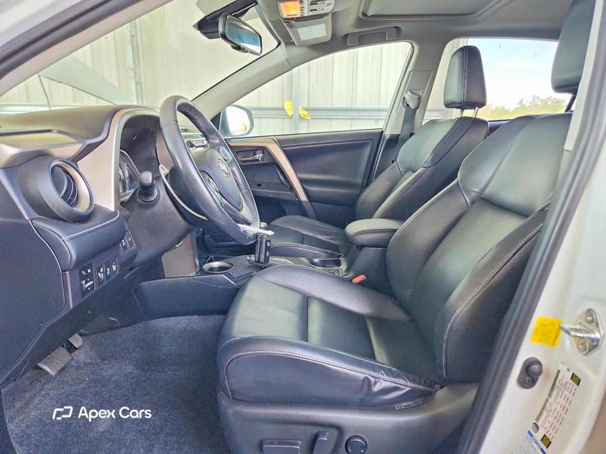 Toyota RAV 4 2015