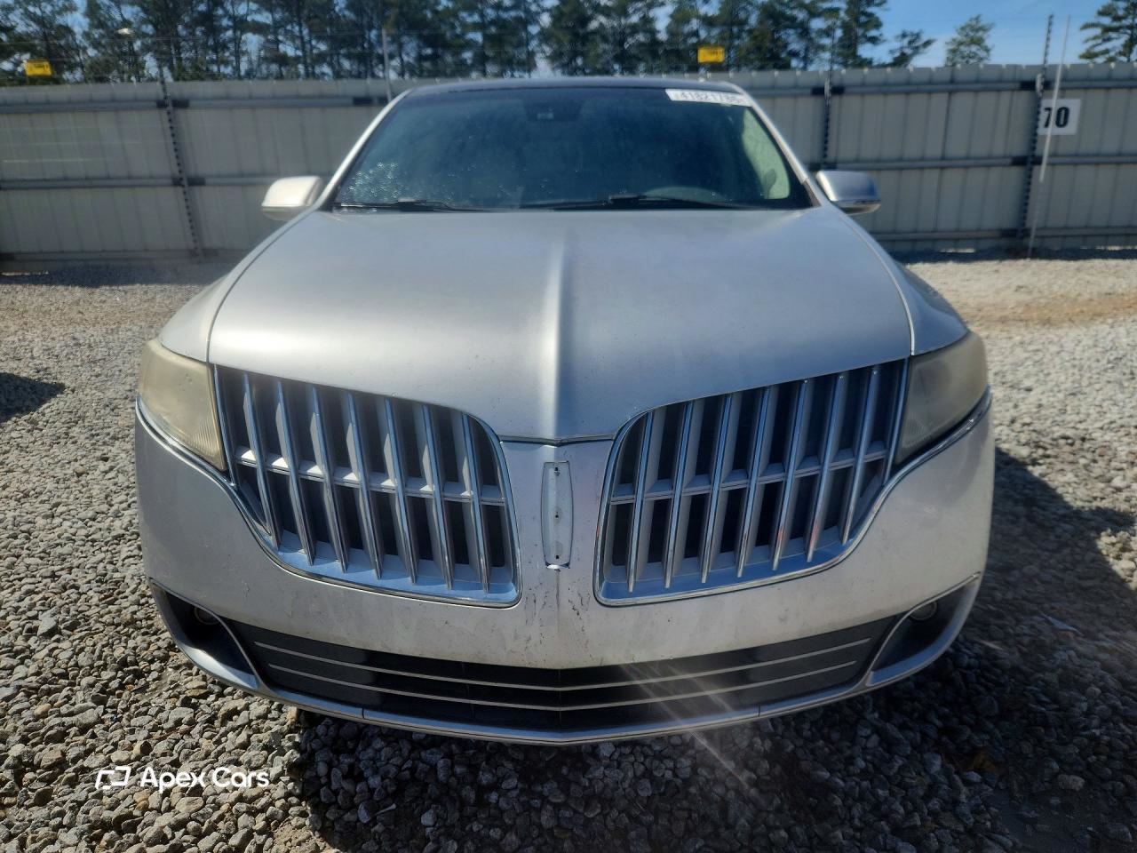 Lincoln MKT 2010