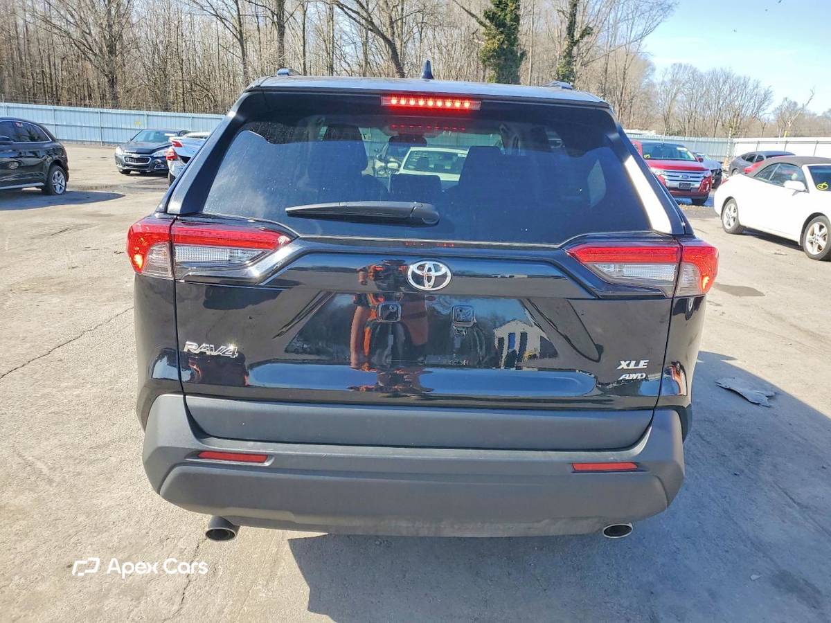 Toyota RAV 4 2025