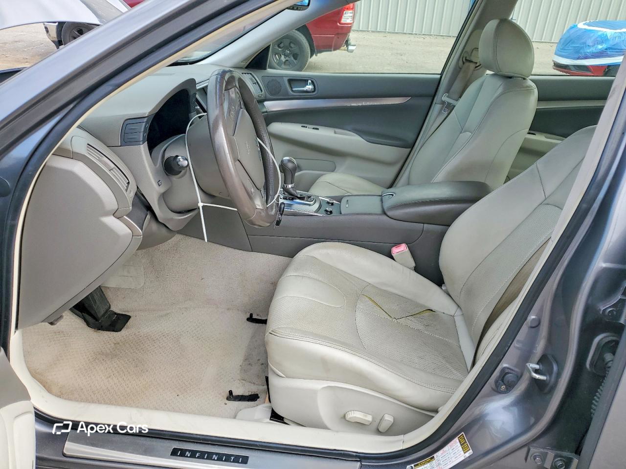 Infiniti Q40 2015