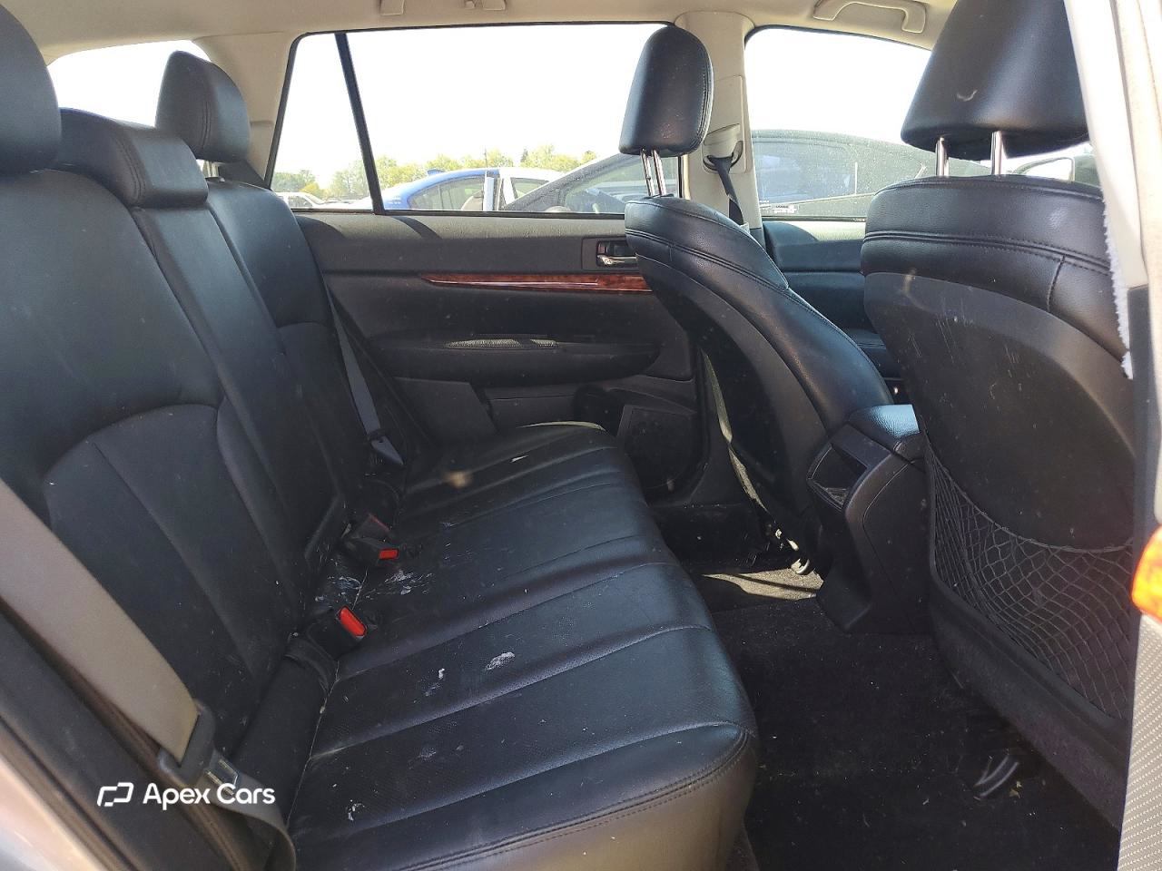 Subaru Outback 2010
