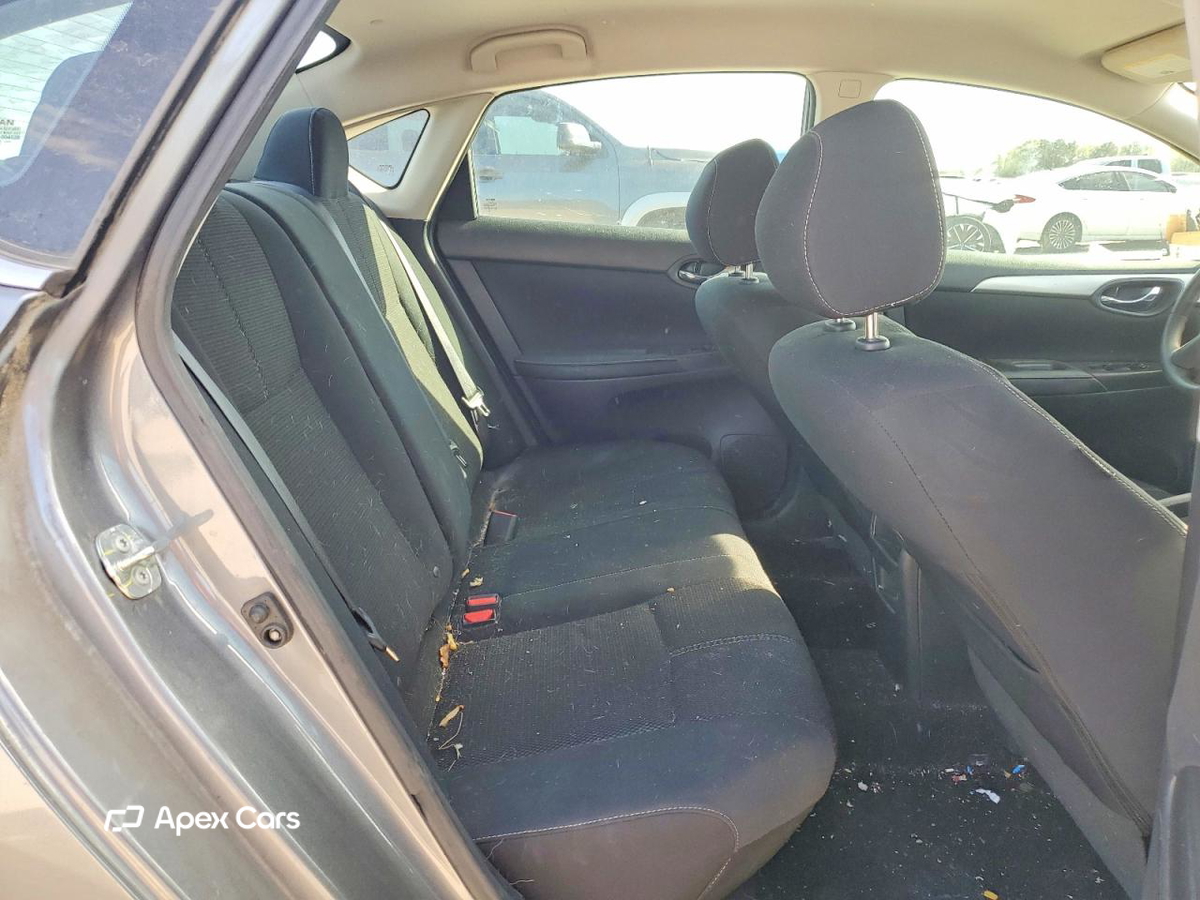 Nissan Sentra 2018