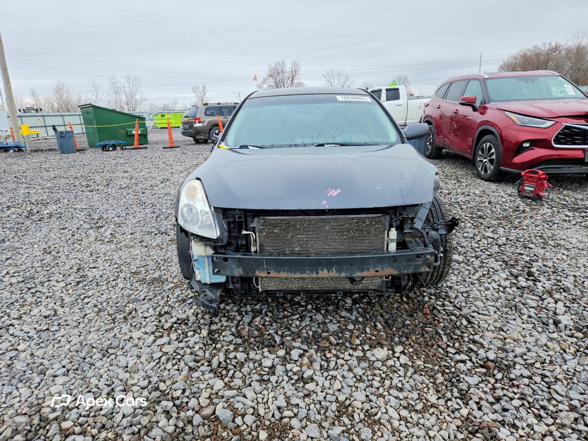 Nissan Altima 2012