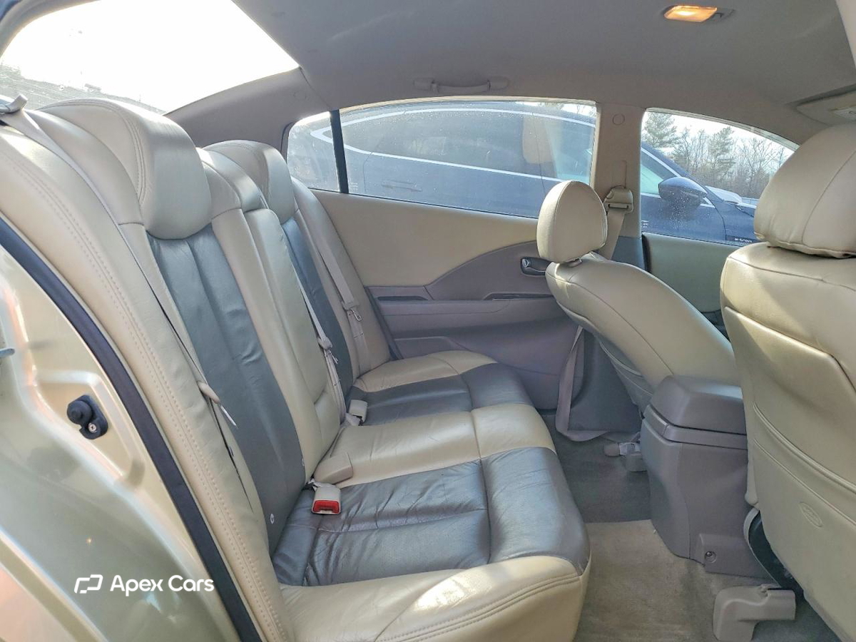 Nissan Altima 2002