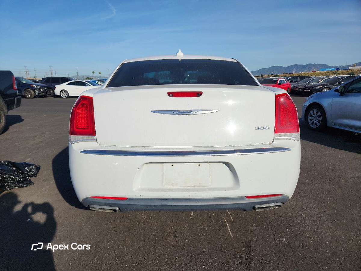Chrysler 300 2015