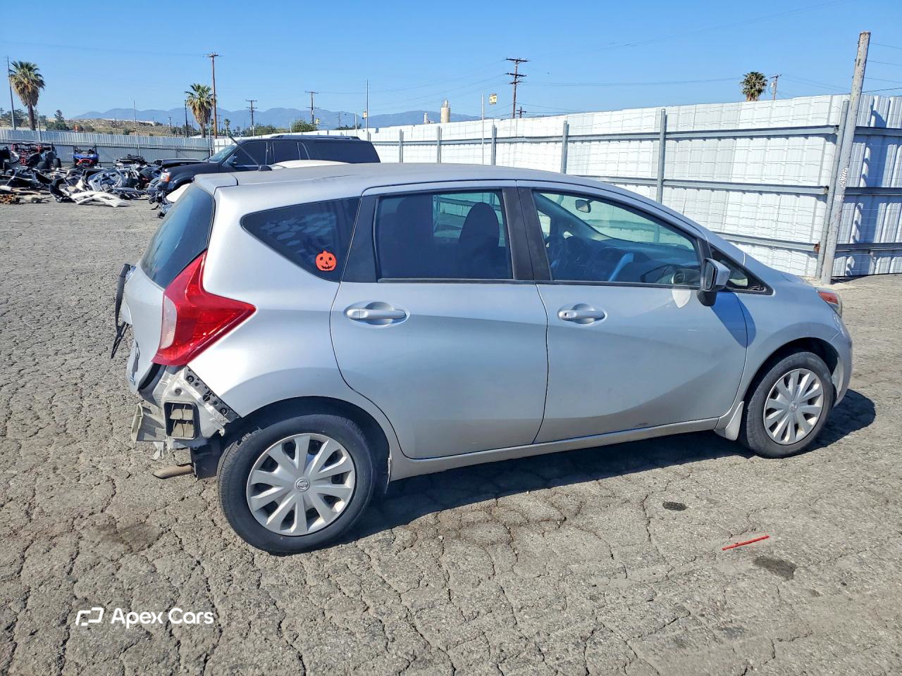 Nissan Versa 2016
