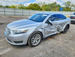 Ford Taurus 2016