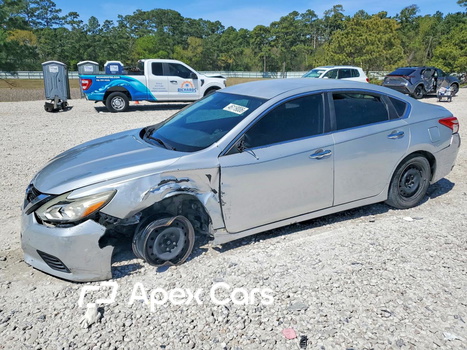 Nissan Altima 2016 - Zdjęcie 1 z 13