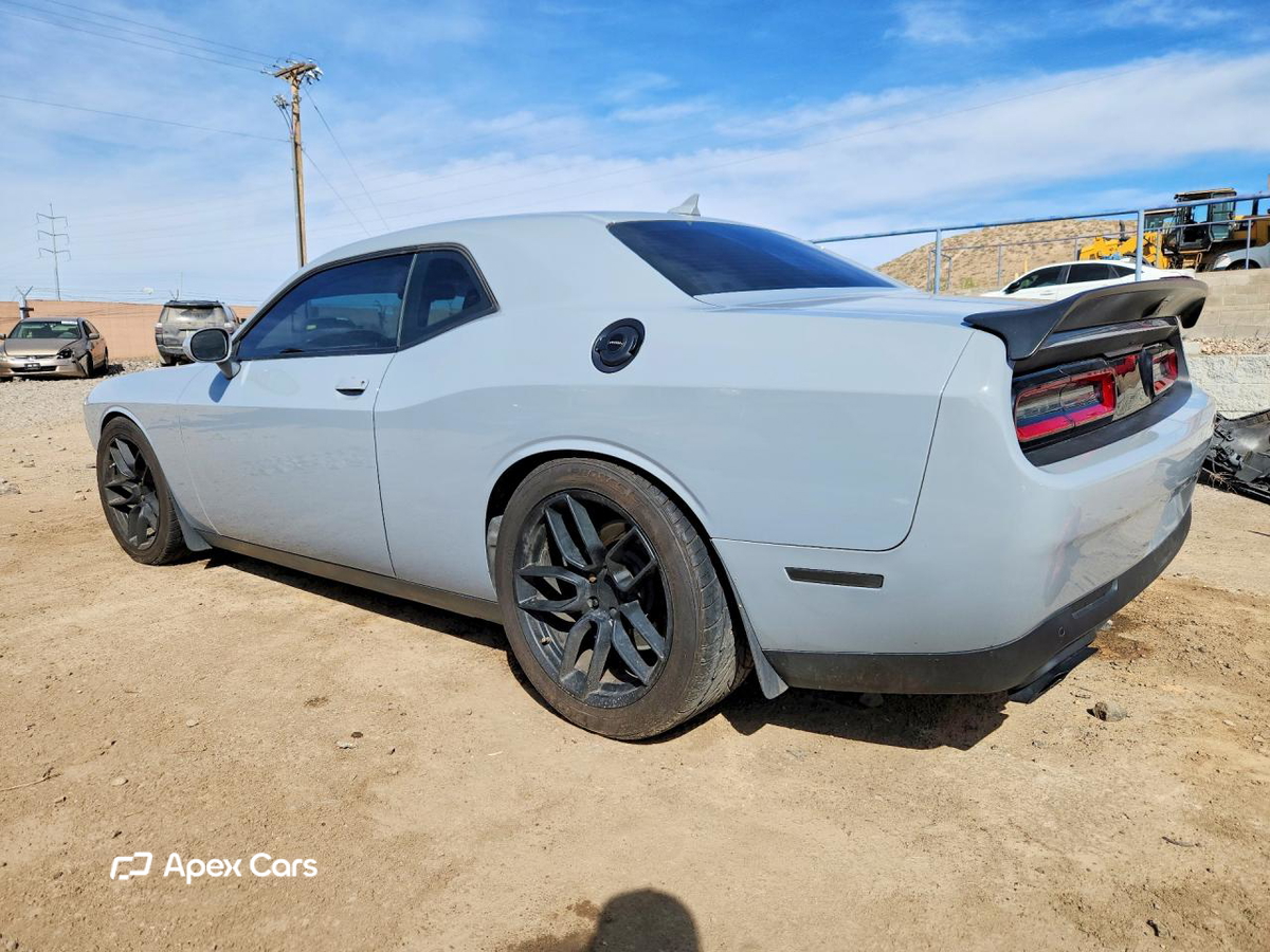Dodge Challenger 2020