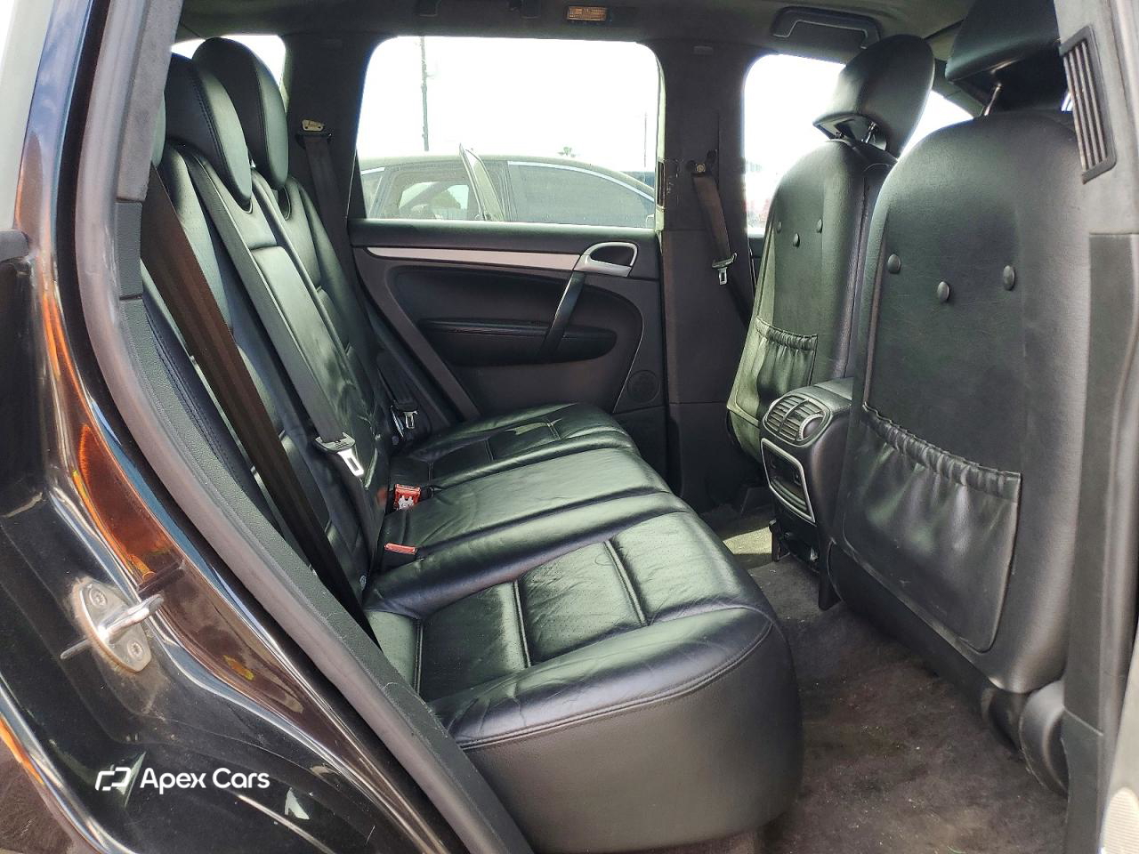 Porsche Cayenne 2004