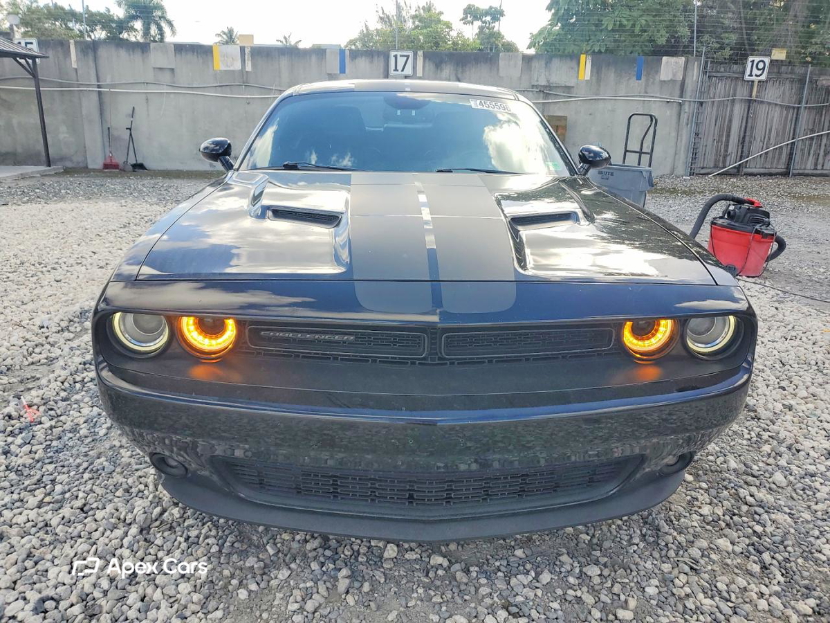 Dodge Challenger 2016