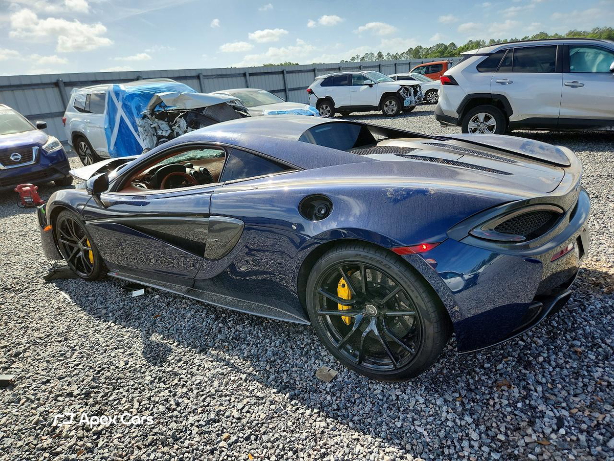 McLaren 570S 2016